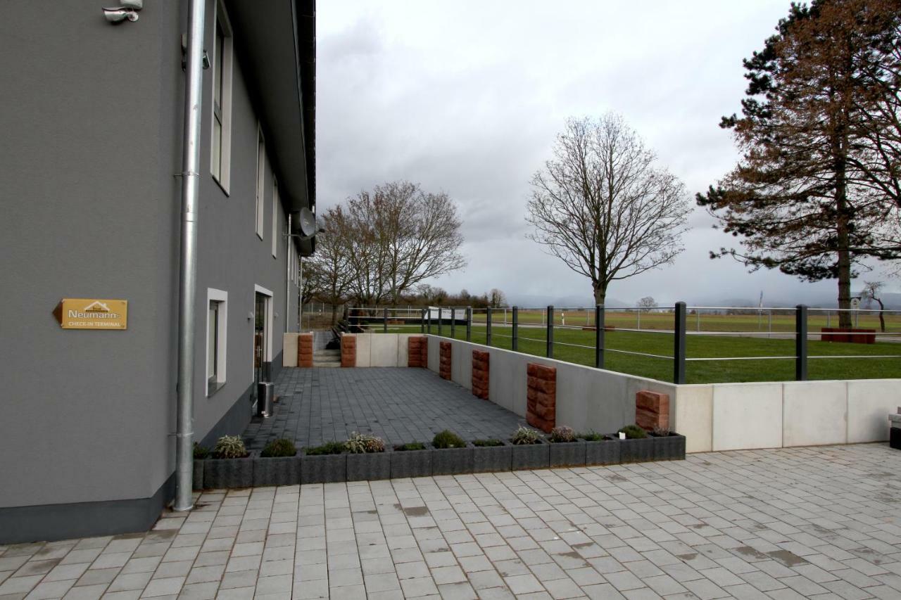 Neumann'S Uebernachten Plankstadt Eksteriør billede